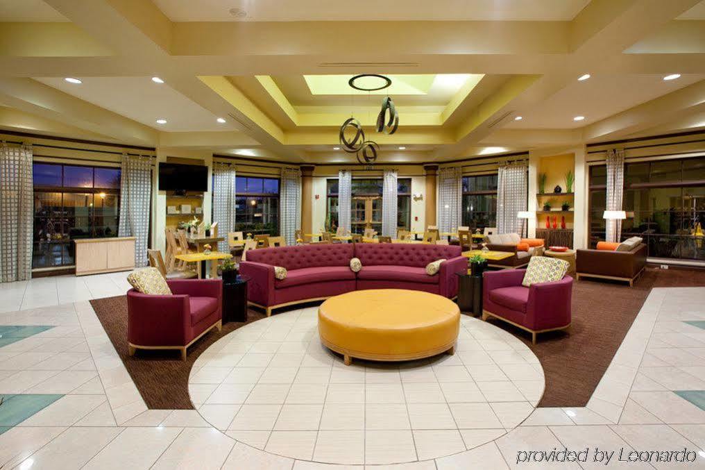 Отель La Quinta By Wyndham Alexandria Airport Экстерьер фото